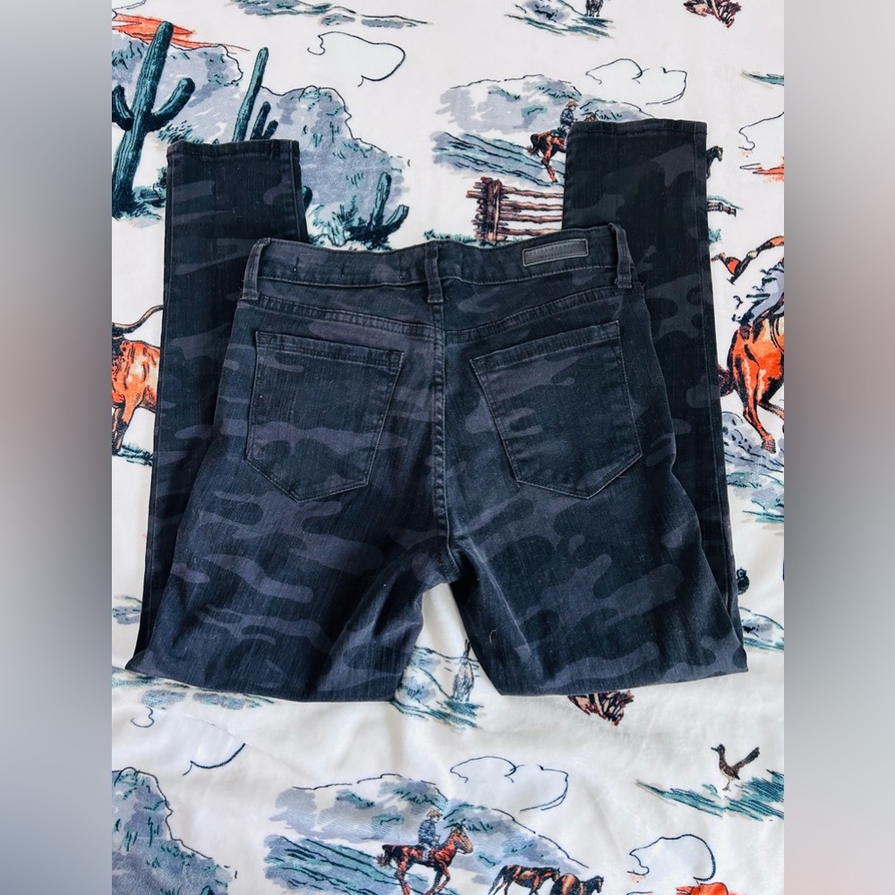 🖤Black Camo Skinny Jeans🖤
